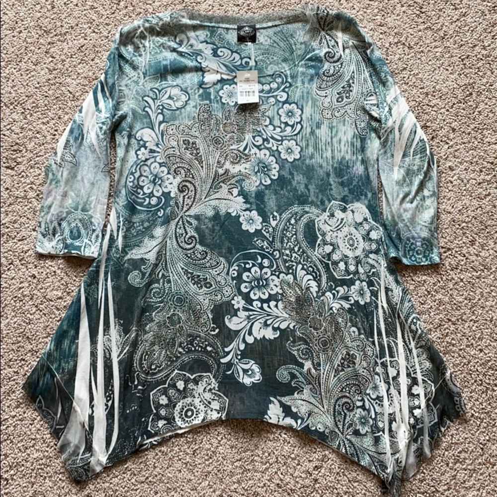 NWT Women’s Cal Style Boho Shirt Size Medium